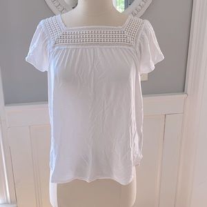 Old Navy Top. White. Size Small. Never worn